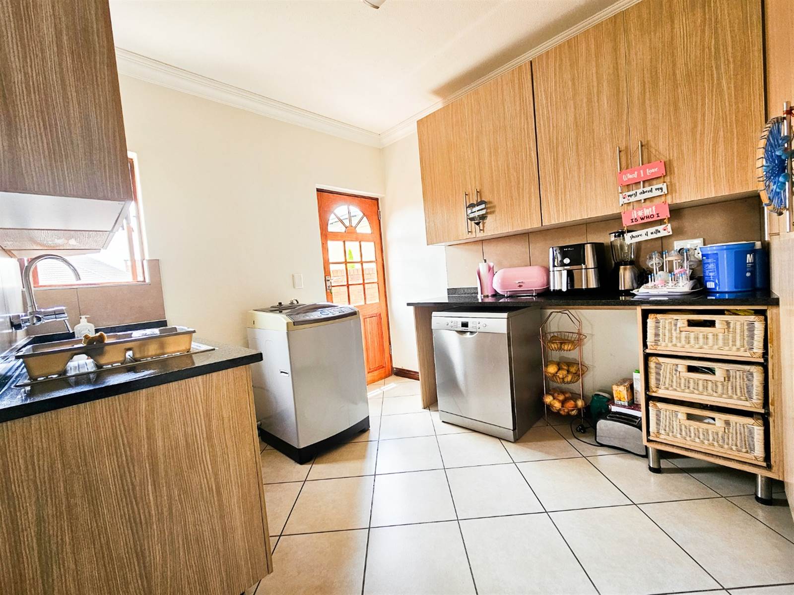 3 Bed House in Rietvlei Ridge Country Estate photo number 12