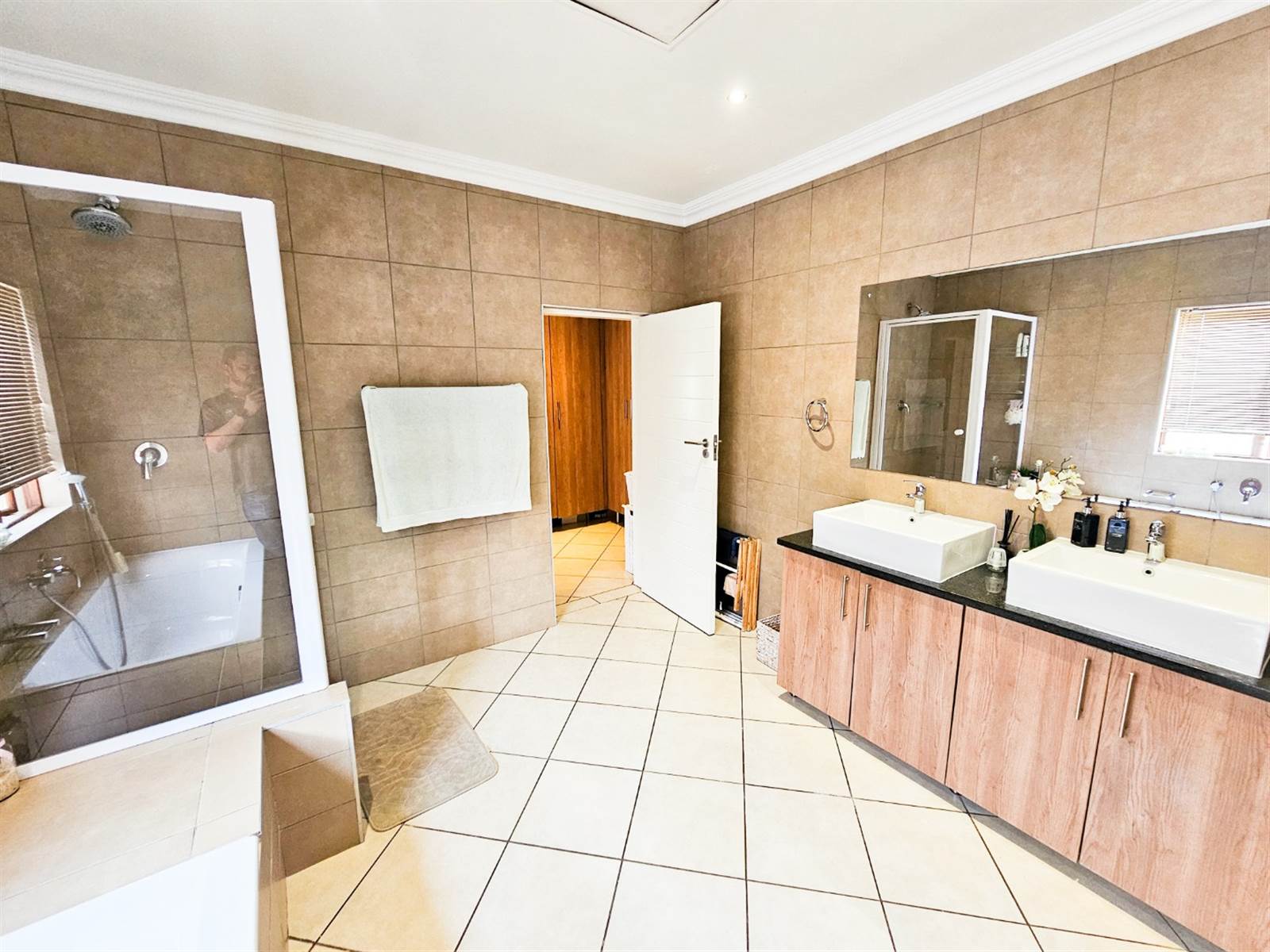 3 Bed House in Rietvlei Ridge Country Estate photo number 28