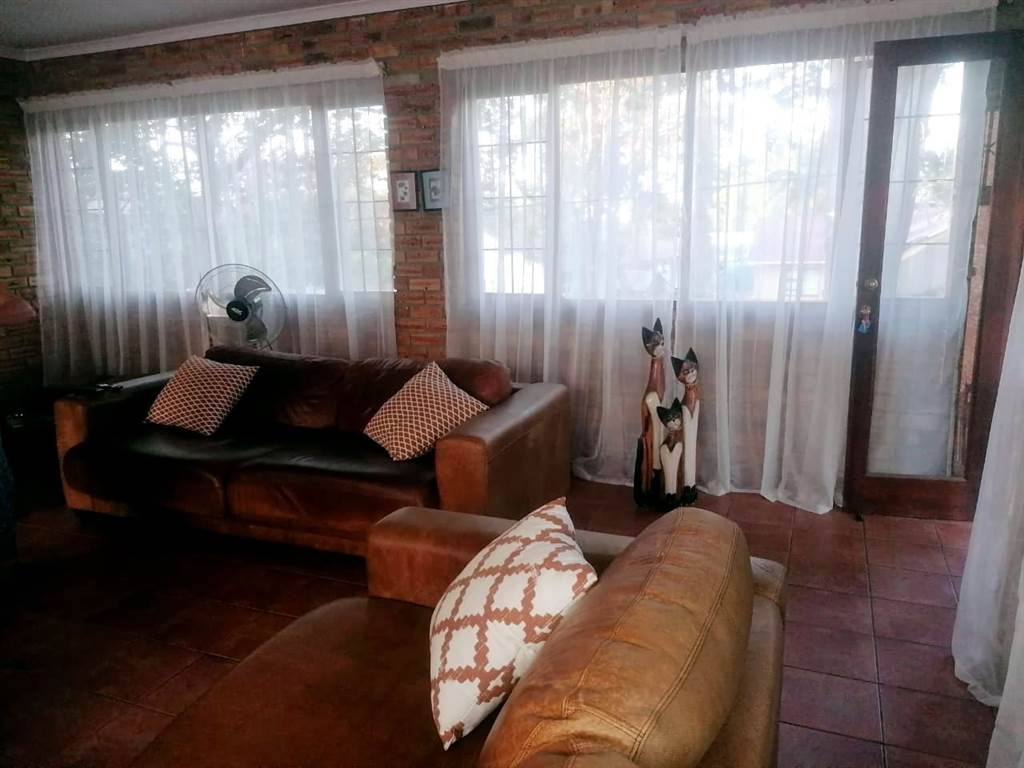 3 Bed Apartment in Bo Dorp photo number 1