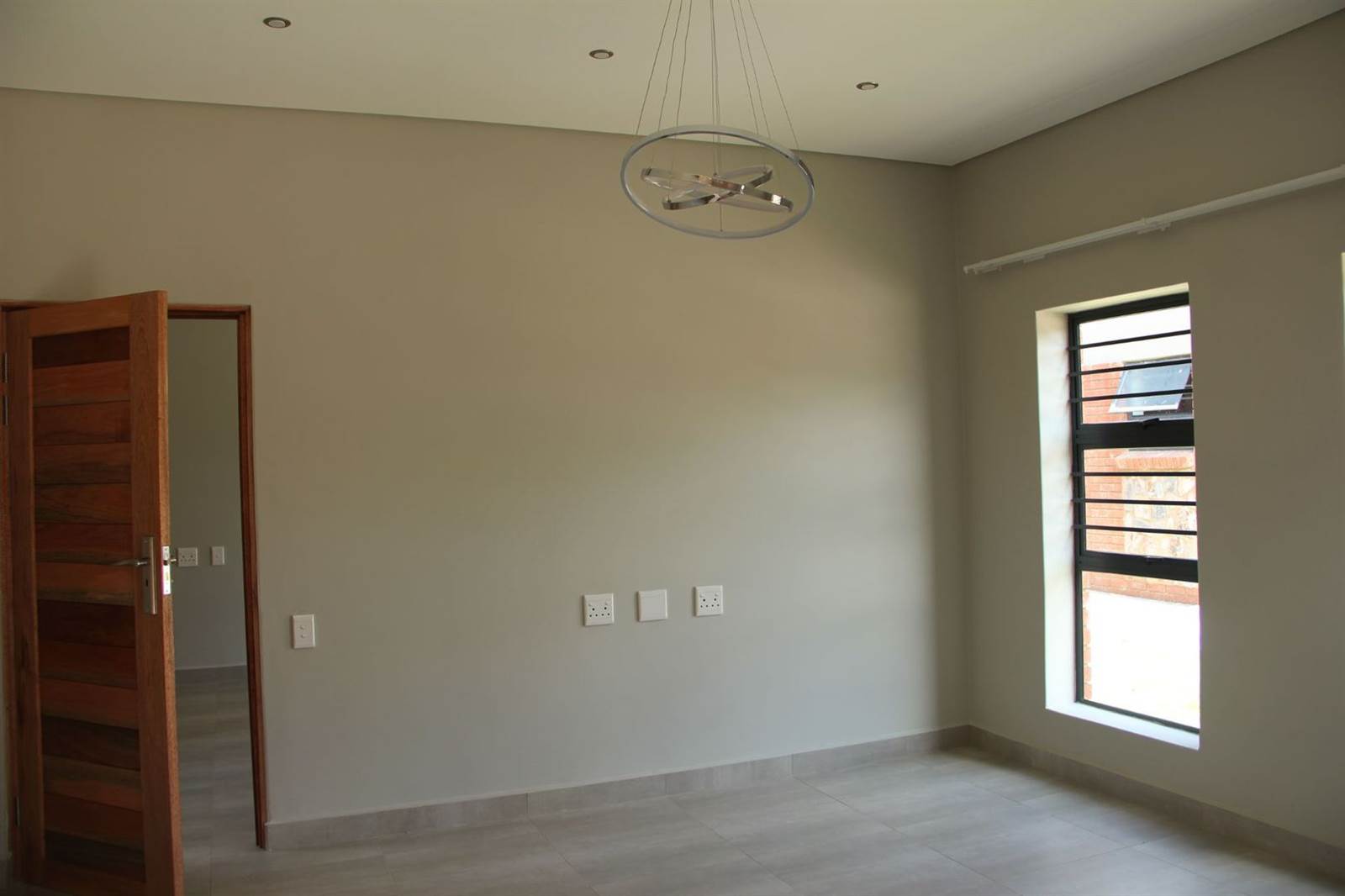 1 Bed Apartment in Mooivallei Park photo number 7