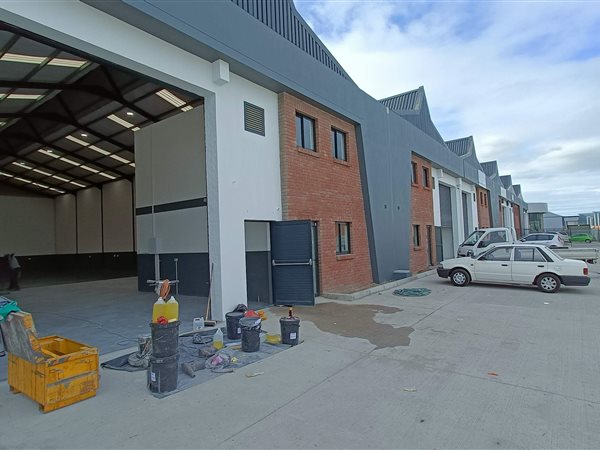 420  m² Industrial space in Milnerton