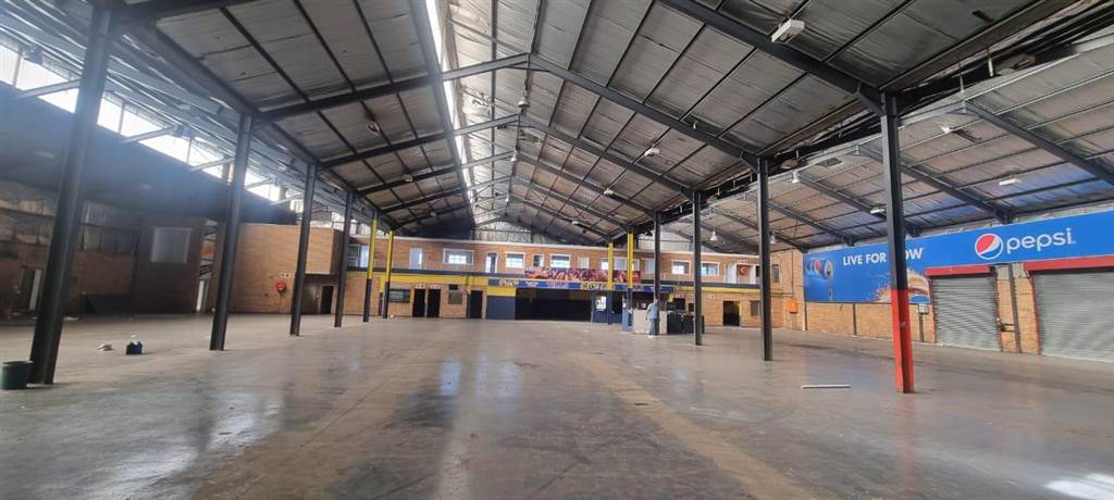 2300  m² Industrial space in Philippi photo number 3