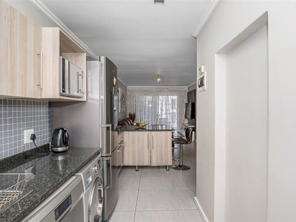3 Bedroom Apartment 3 Bedroom Apartment