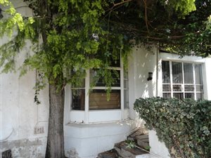 2 Bed House in Troyeville