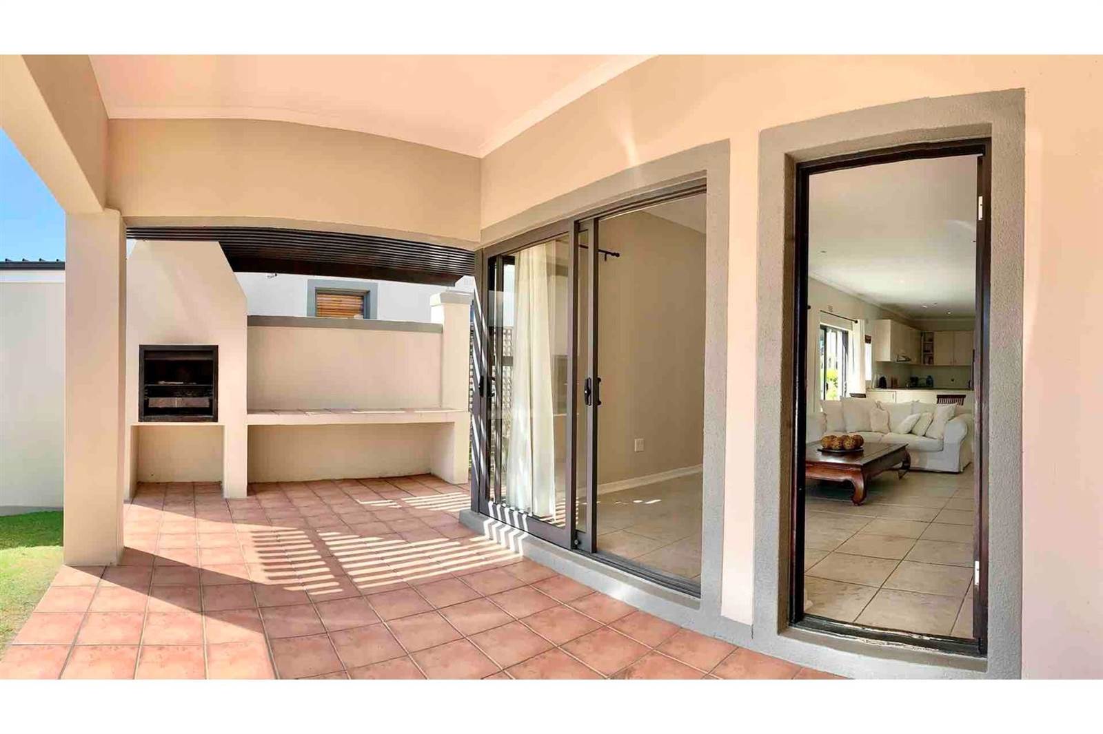 3 Bed Townhouse in Plattekloof photo number 23