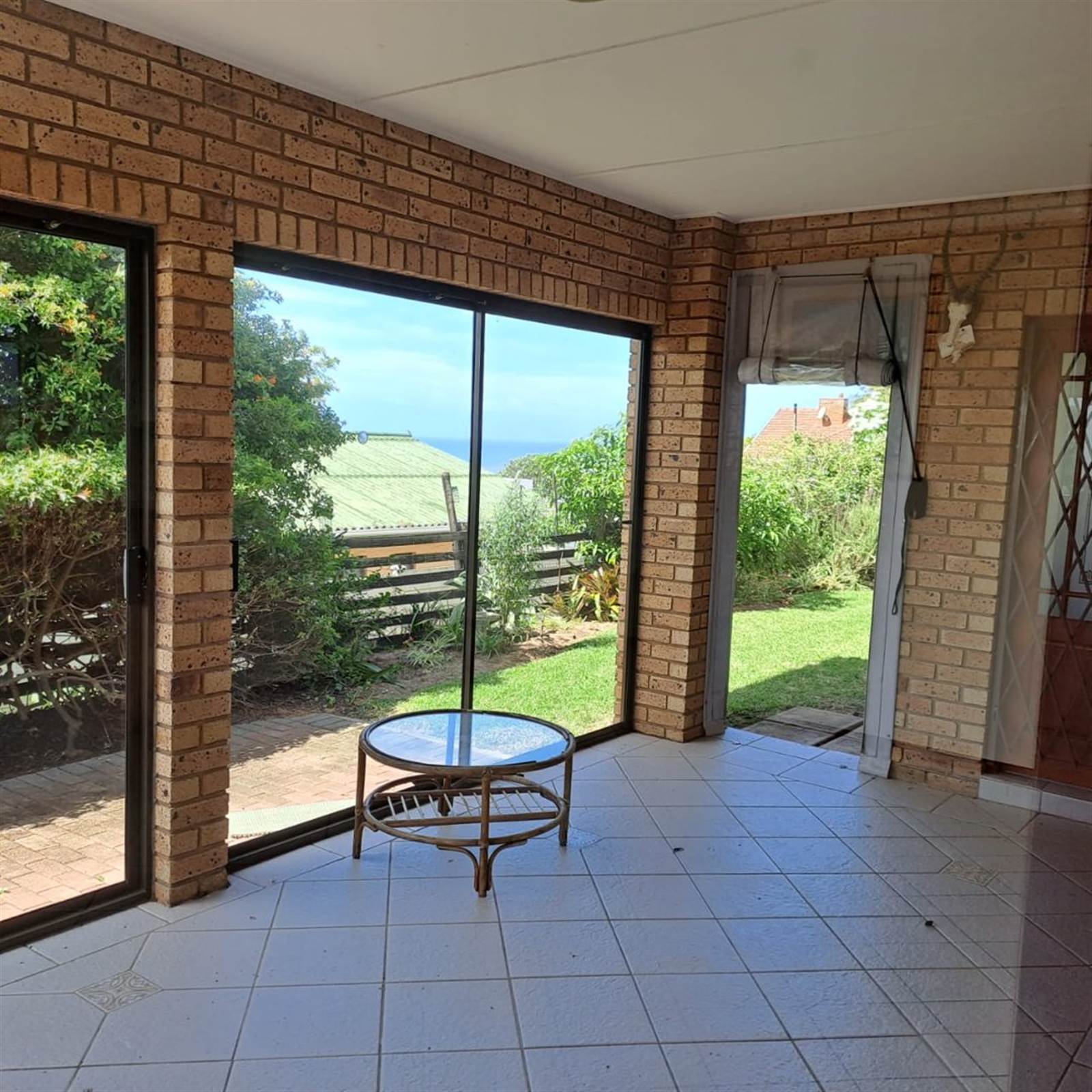 3 Bed Townhouse in Scottburgh Central photo number 10