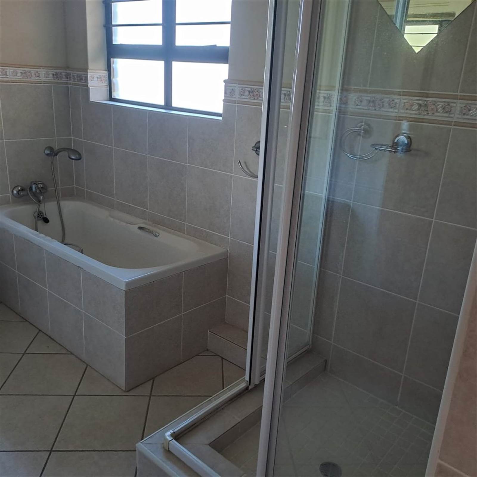 3 Bed Townhouse in Scottburgh Central photo number 19