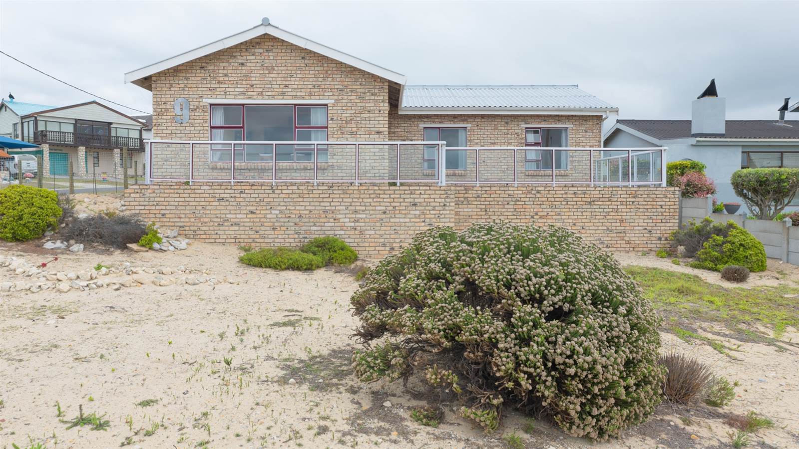 3 Bed House in Struisbaai photo number 1