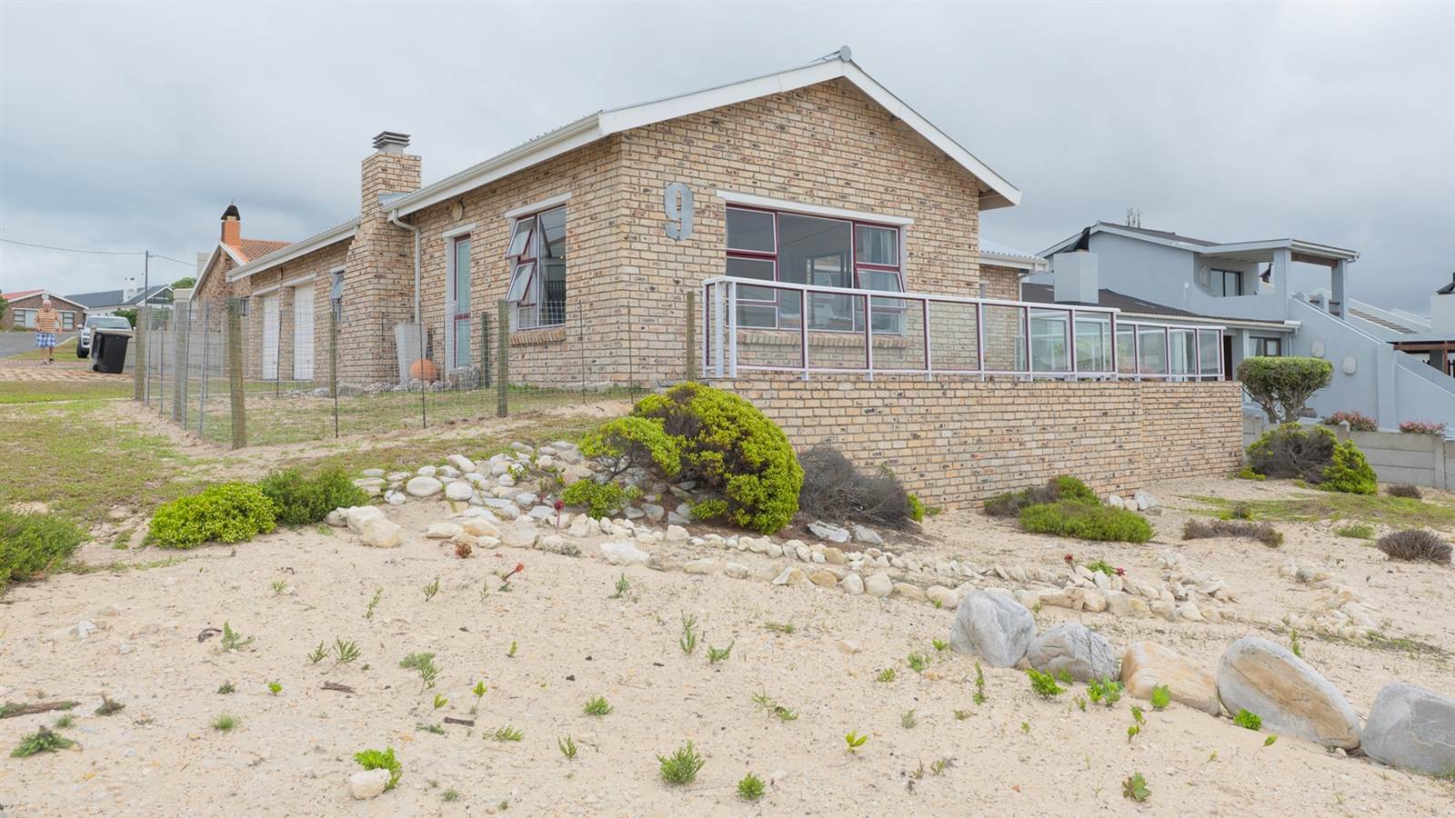 3 Bed House in Struisbaai photo number 3