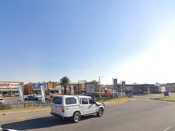426  m² Commercial space in Roodepoort Central