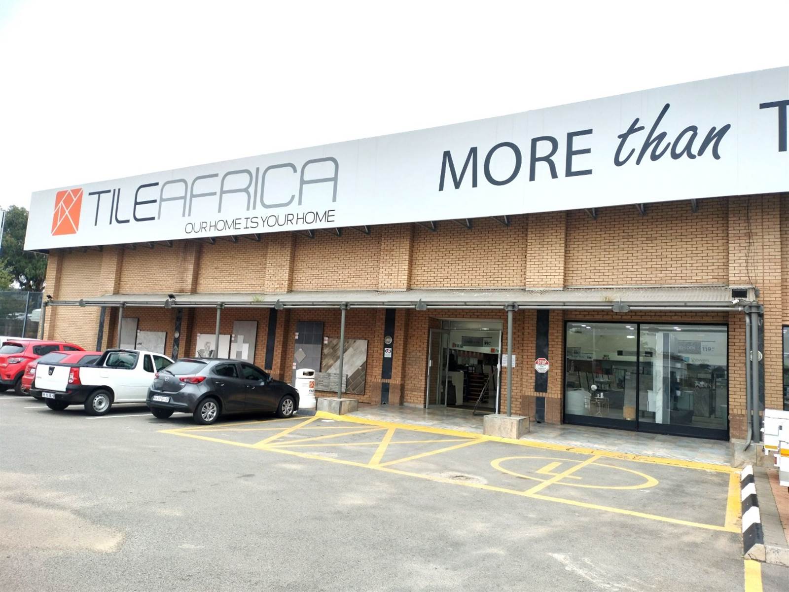 426  m² Commercial space in Roodepoort Central photo number 3