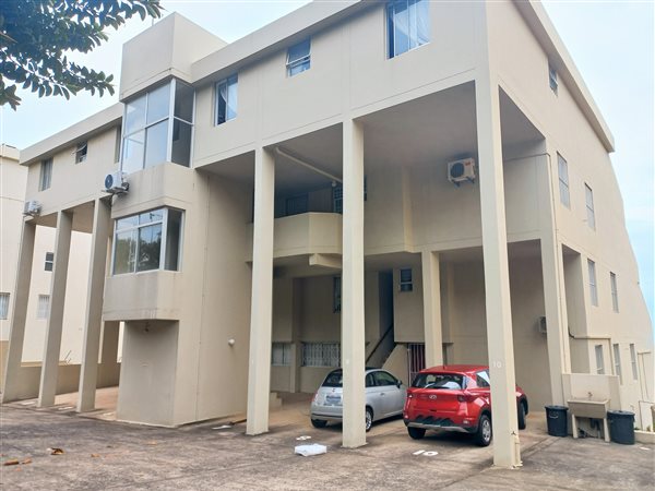 3 Bed Penthouse in Uvongo