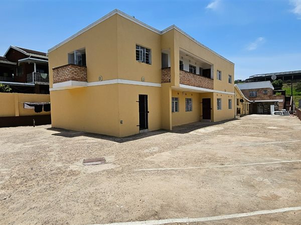 3 Bed Apartment in Newlands West