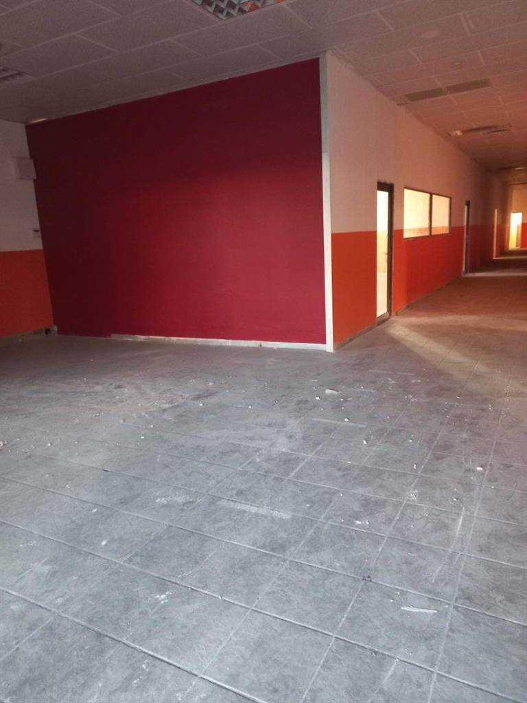 952  m² Commercial space in Nelspruit Central photo number 3