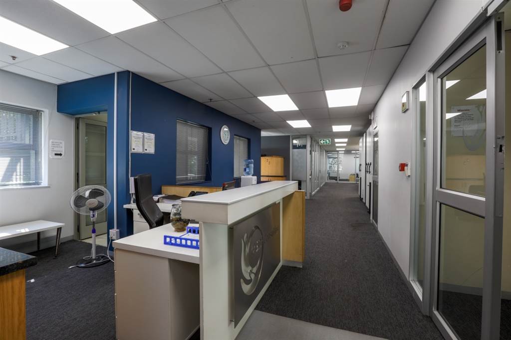 604  m² Office Space in Pinelands photo number 6