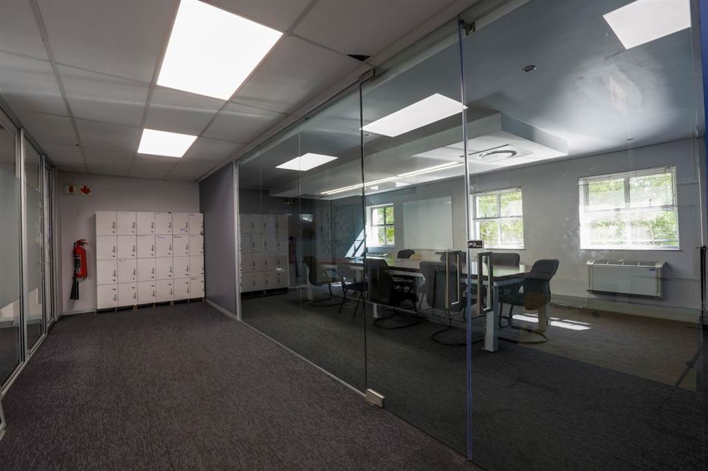 604  m² Office Space in Pinelands photo number 12