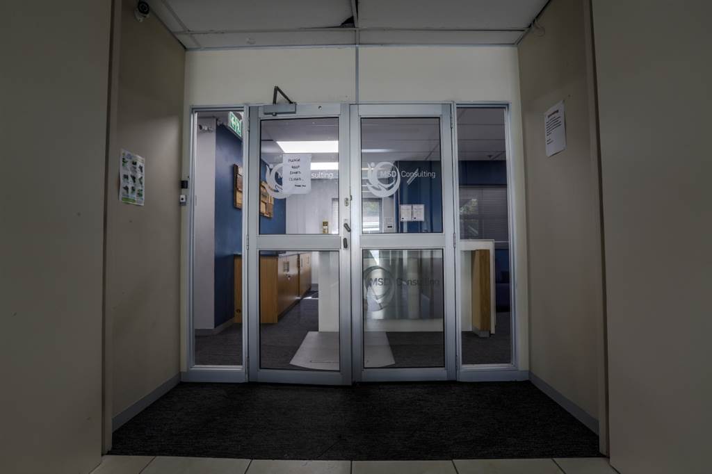 604  m² Office Space in Pinelands photo number 2