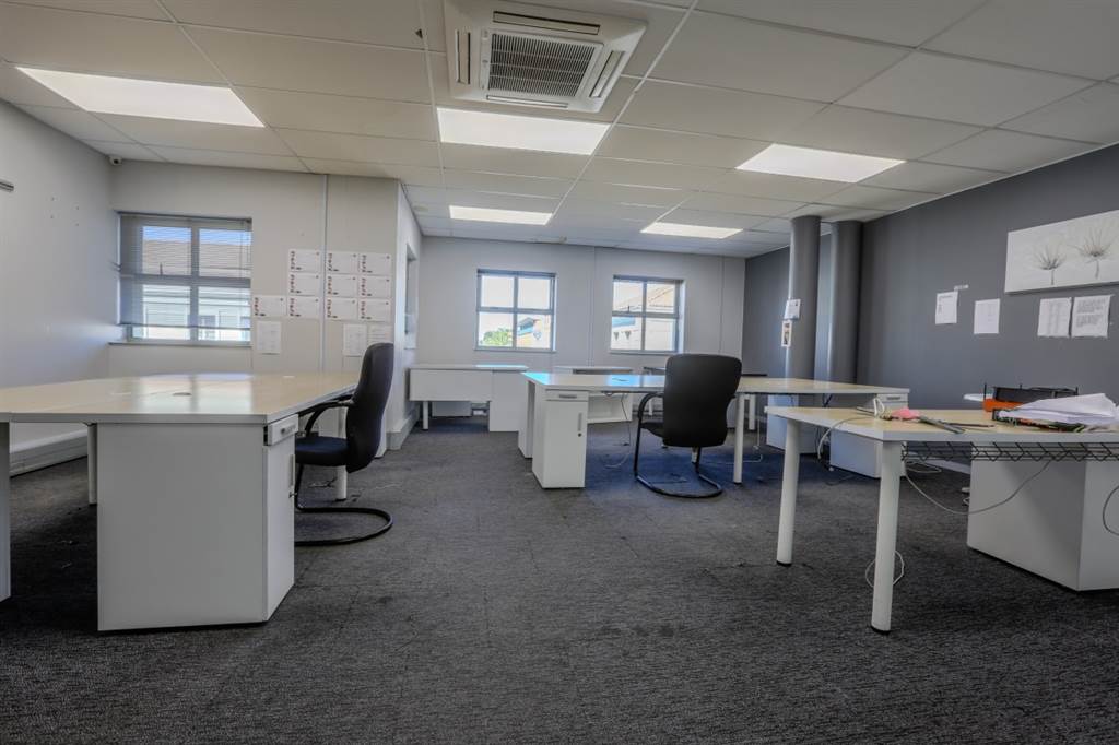 604  m² Office Space in Pinelands photo number 8