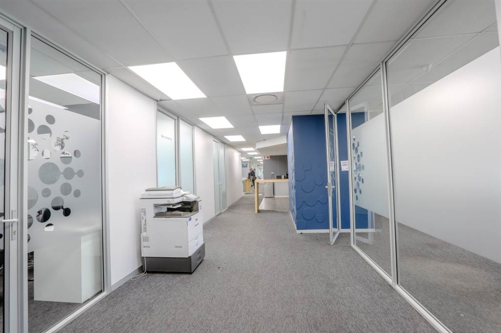 604  m² Office Space in Pinelands photo number 7