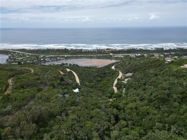 884 m² Land