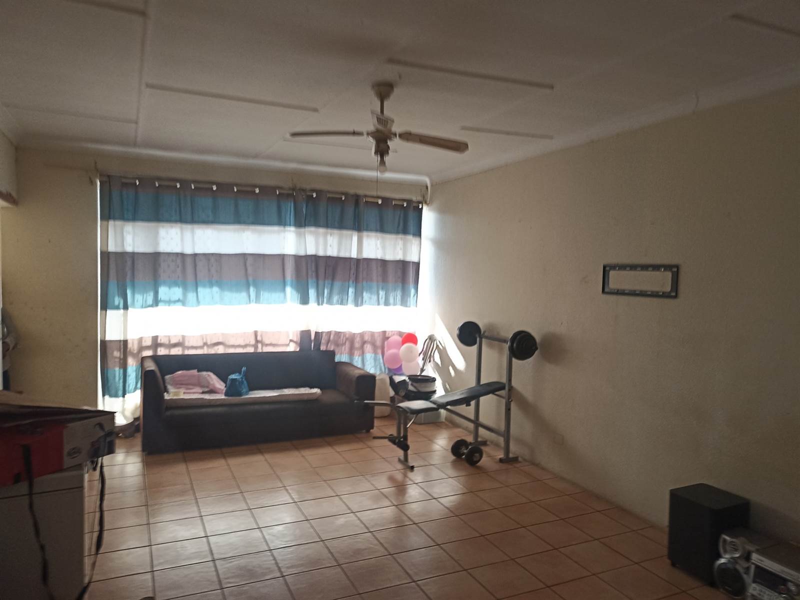 3 Bed Apartment in Brakpan Central photo number 7