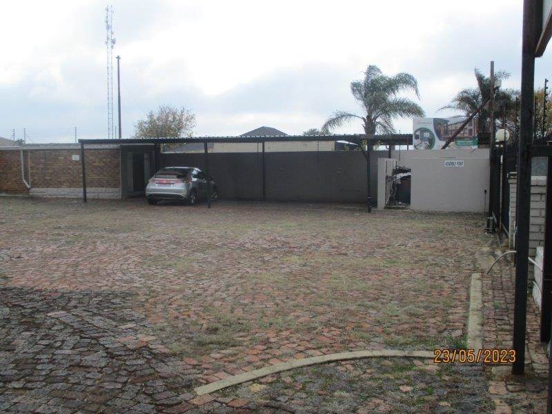 800  m² Commercial space in Benoni Central photo number 4