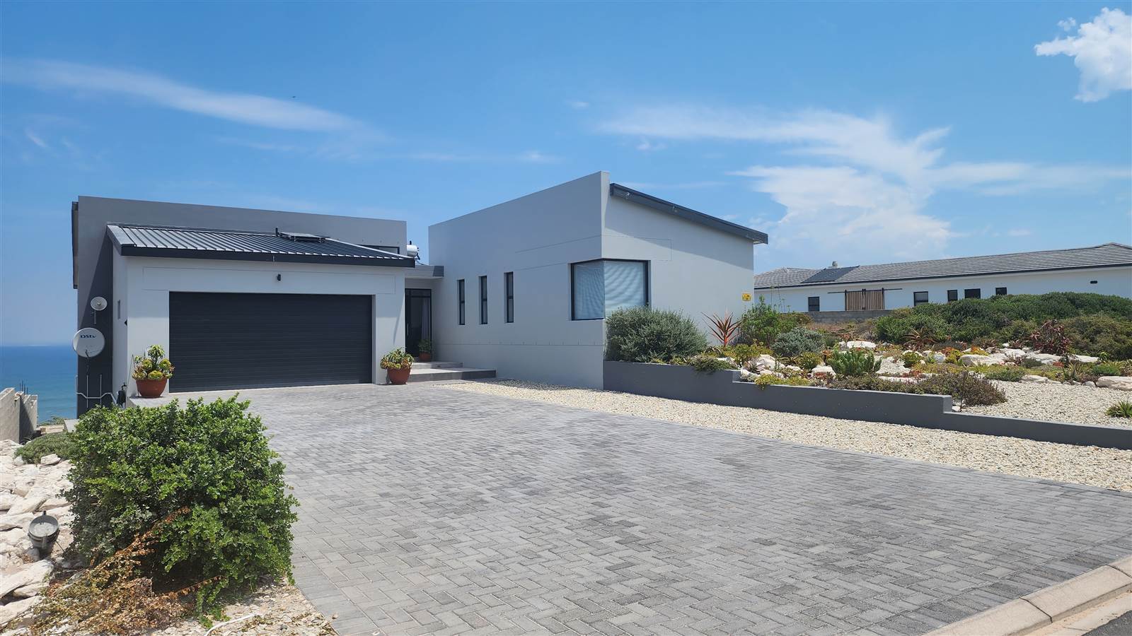 6 Bed House in Yzerfontein photo number 21