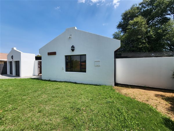 3 Bedroom House 3 Bedroom House