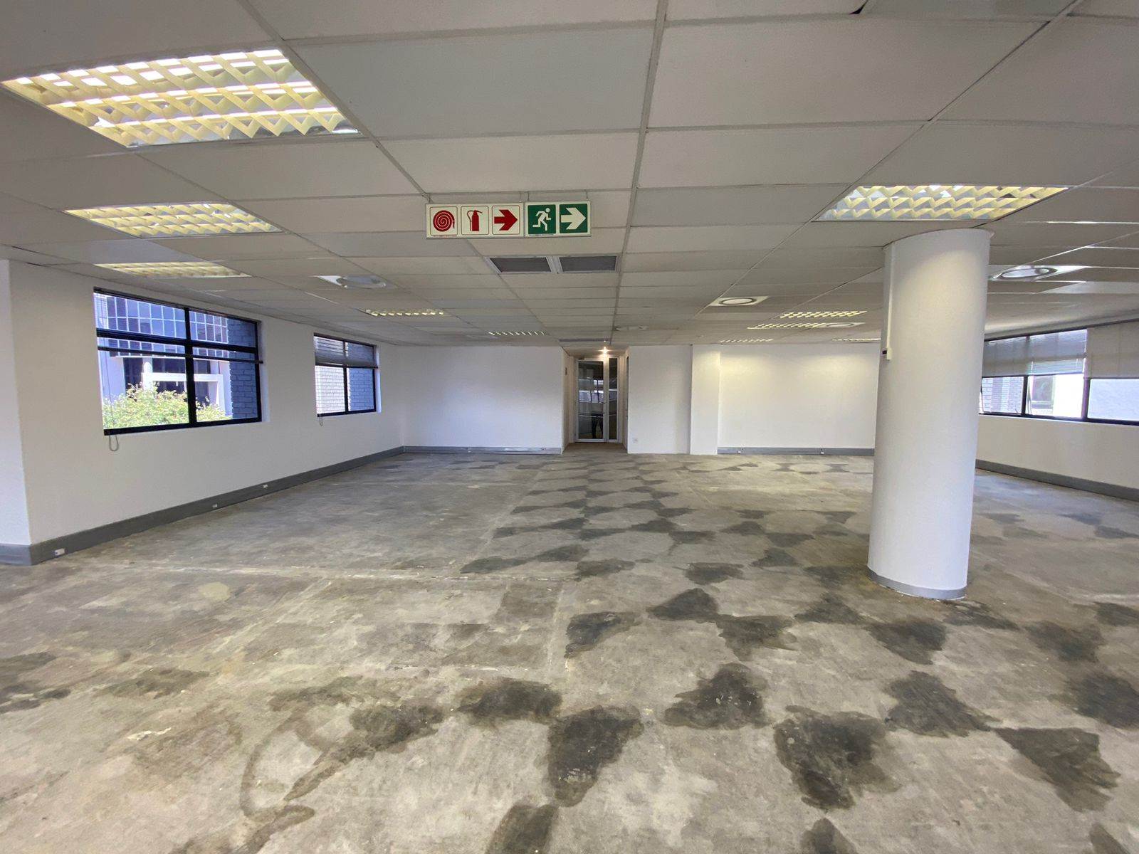 327  m² Commercial space in Sunninghill photo number 7