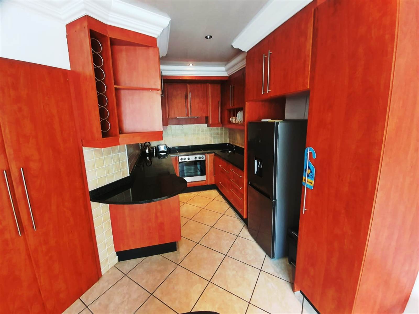 1 Bed Apartment in Uvongo photo number 5