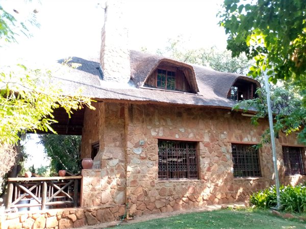 12 ha Smallholding 12 ha Smallholding