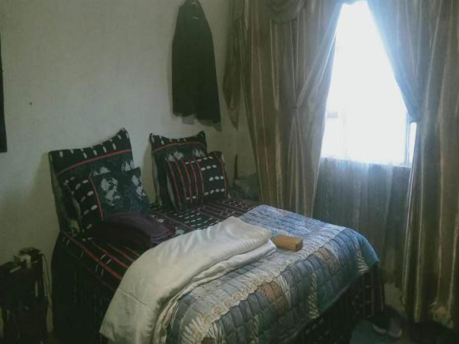 3 Bed House in Mdantsane photo number 6