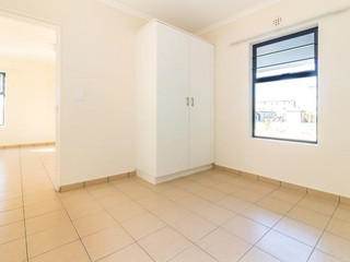 2 Bed Apartment in Parklands East photo number 7