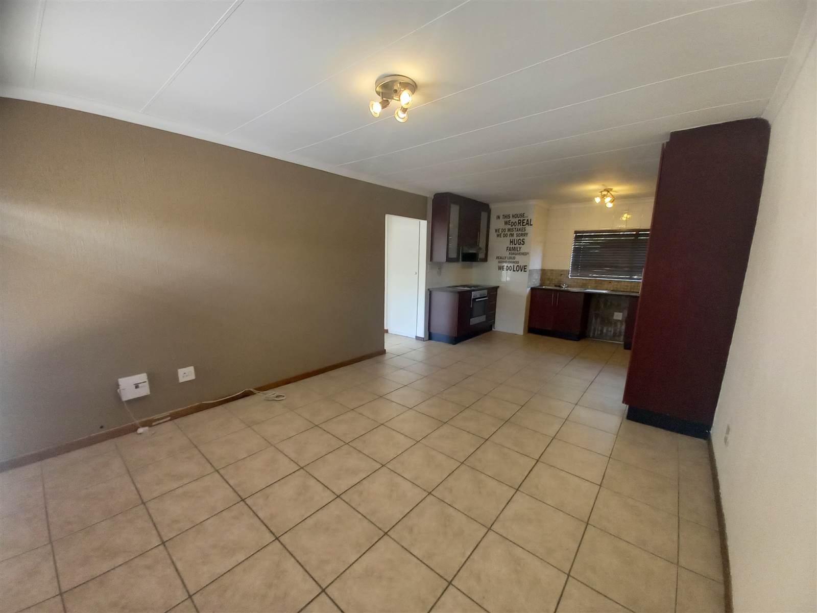 2 Bed House in Marais Steyn Park photo number 2