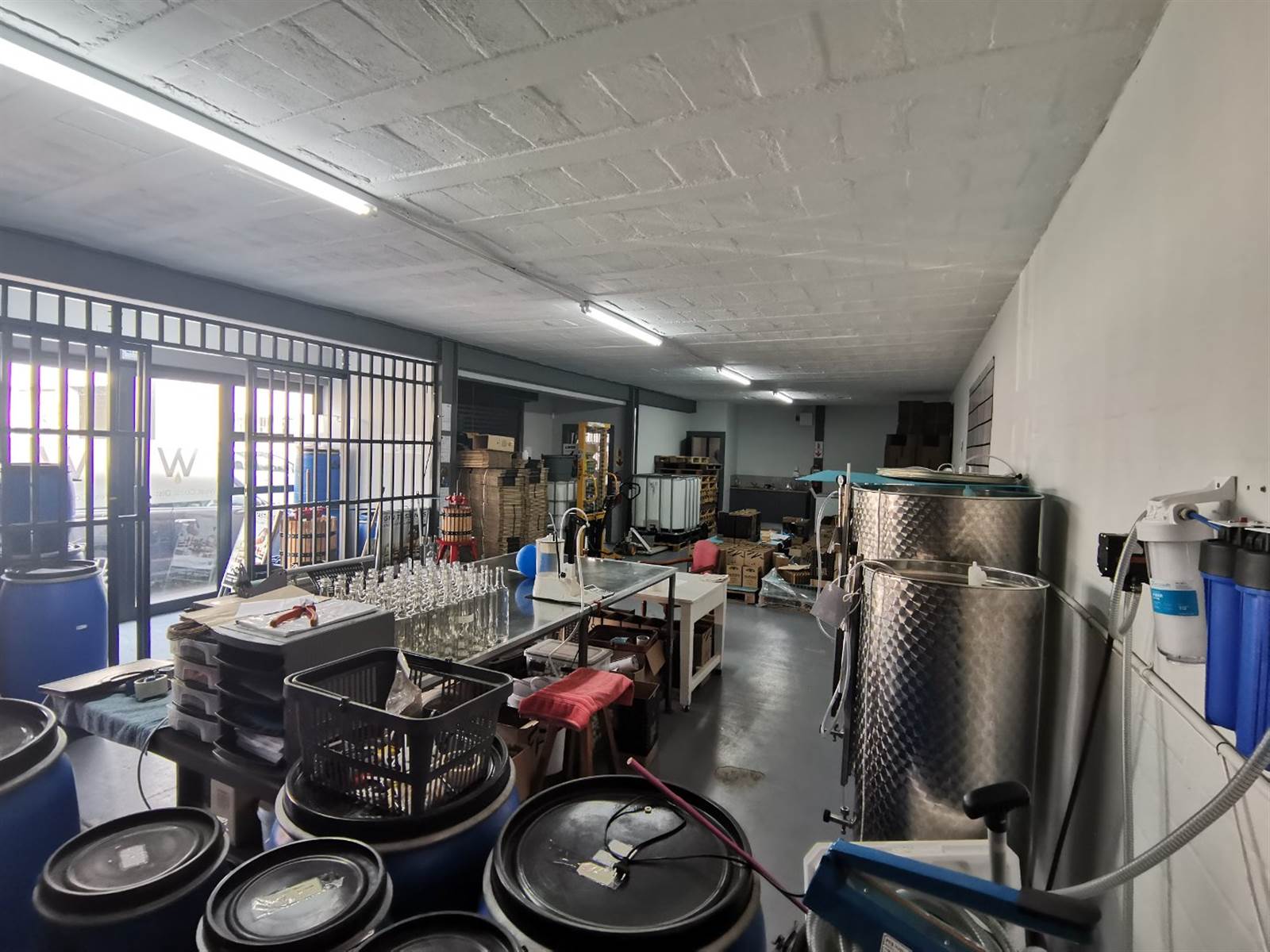 232  m² Industrial space in Middedorp photo number 5