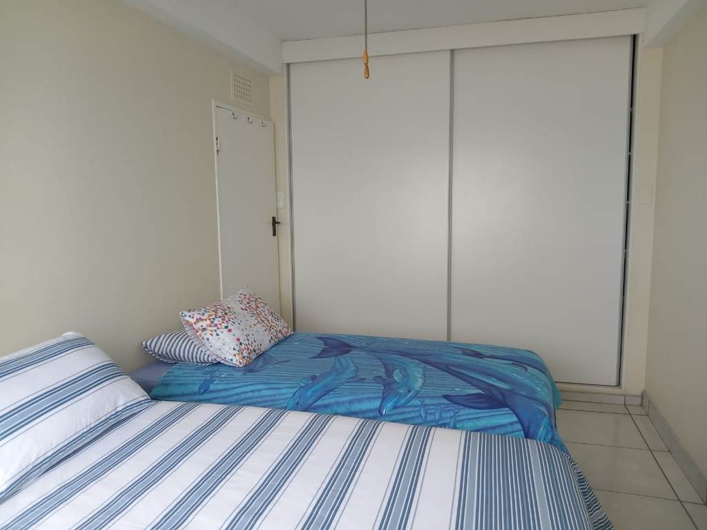 2 Bed Apartment in Doonside photo number 14