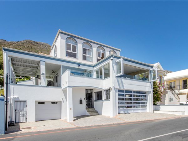7 Bedroom House 7 Bedroom House