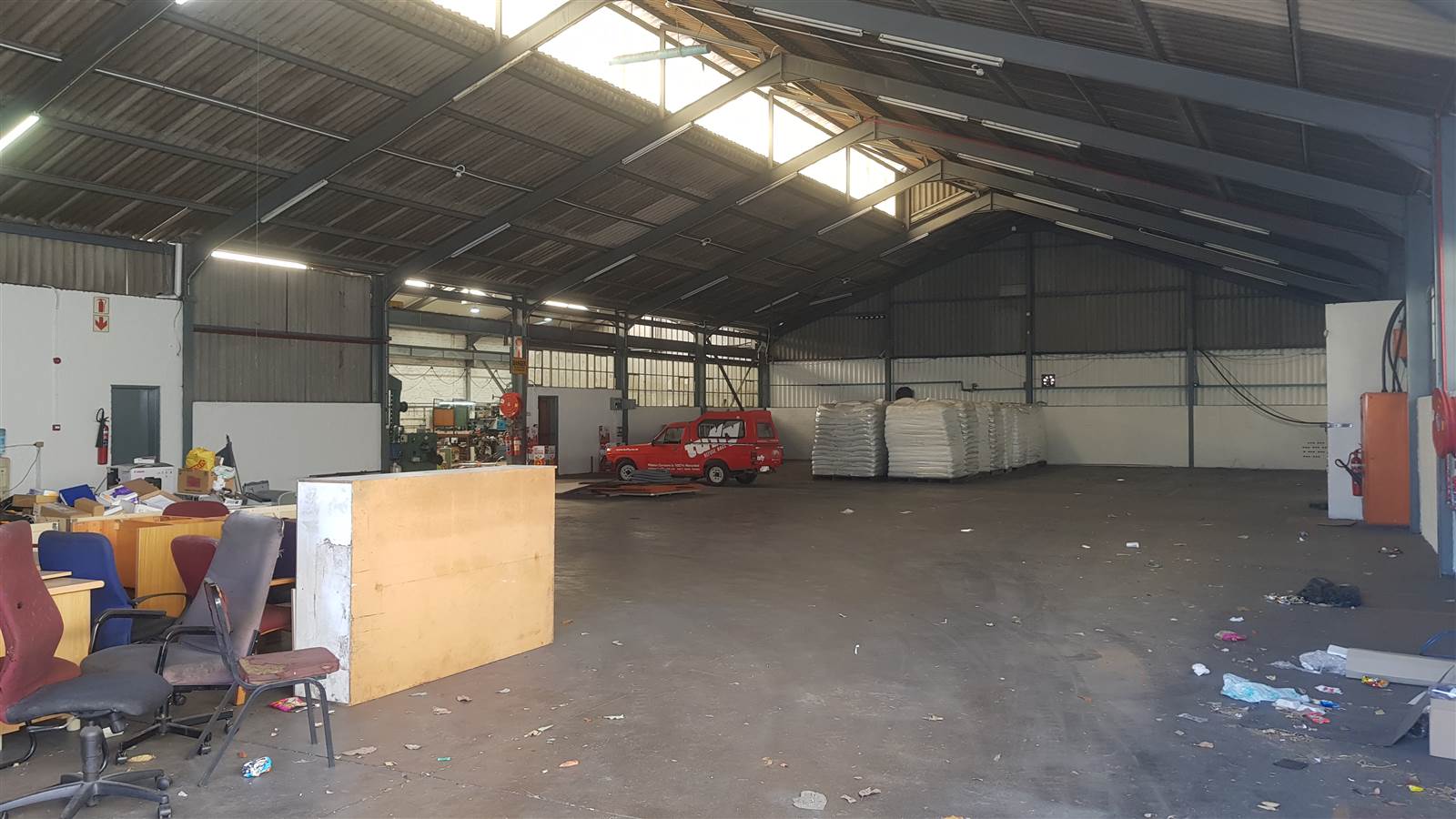 3430  m² Industrial space in Bellville Central photo number 5