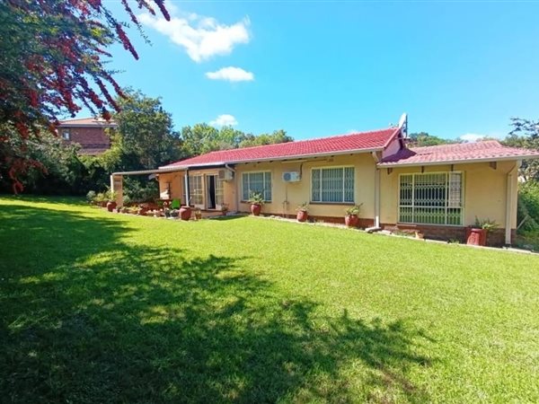 3 Bedroom House 3 Bedroom House