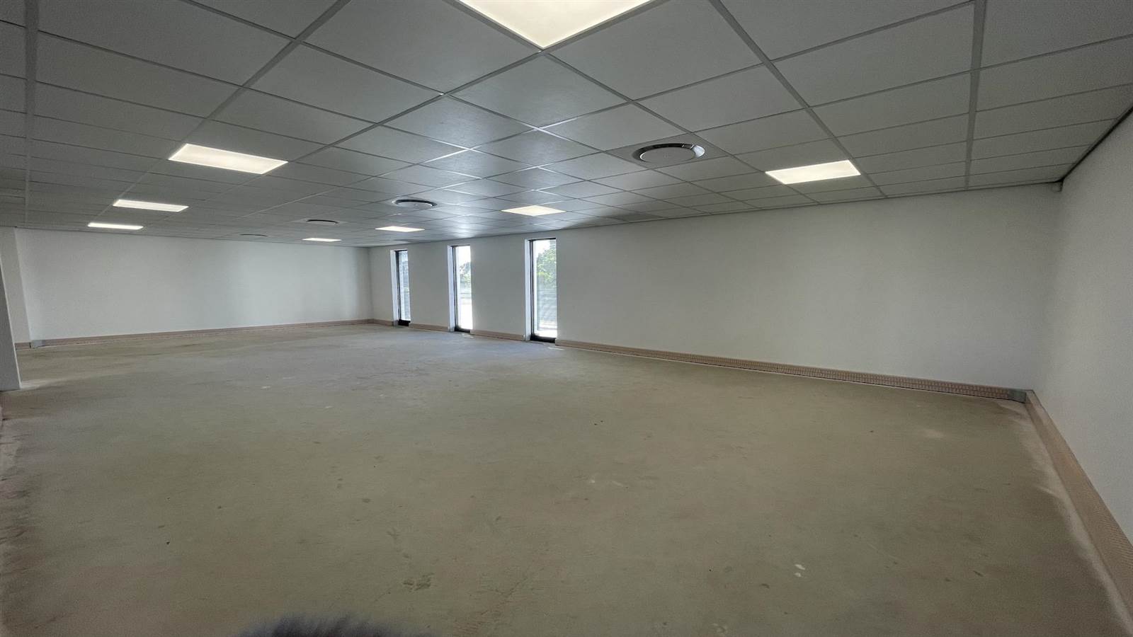 98  m² Commercial space in Durbanville Central photo number 9