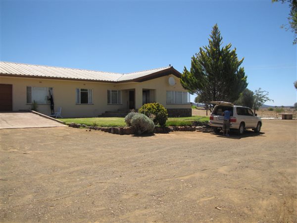 10 854 ha Farm 10 854 ha Farm