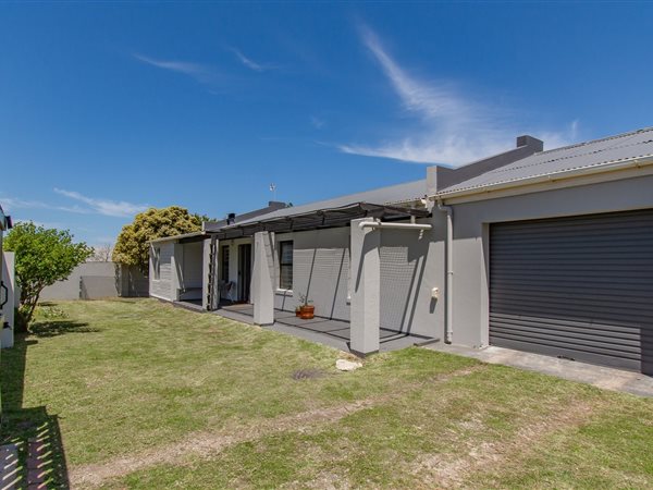 3 Bedroom House 3 Bedroom House