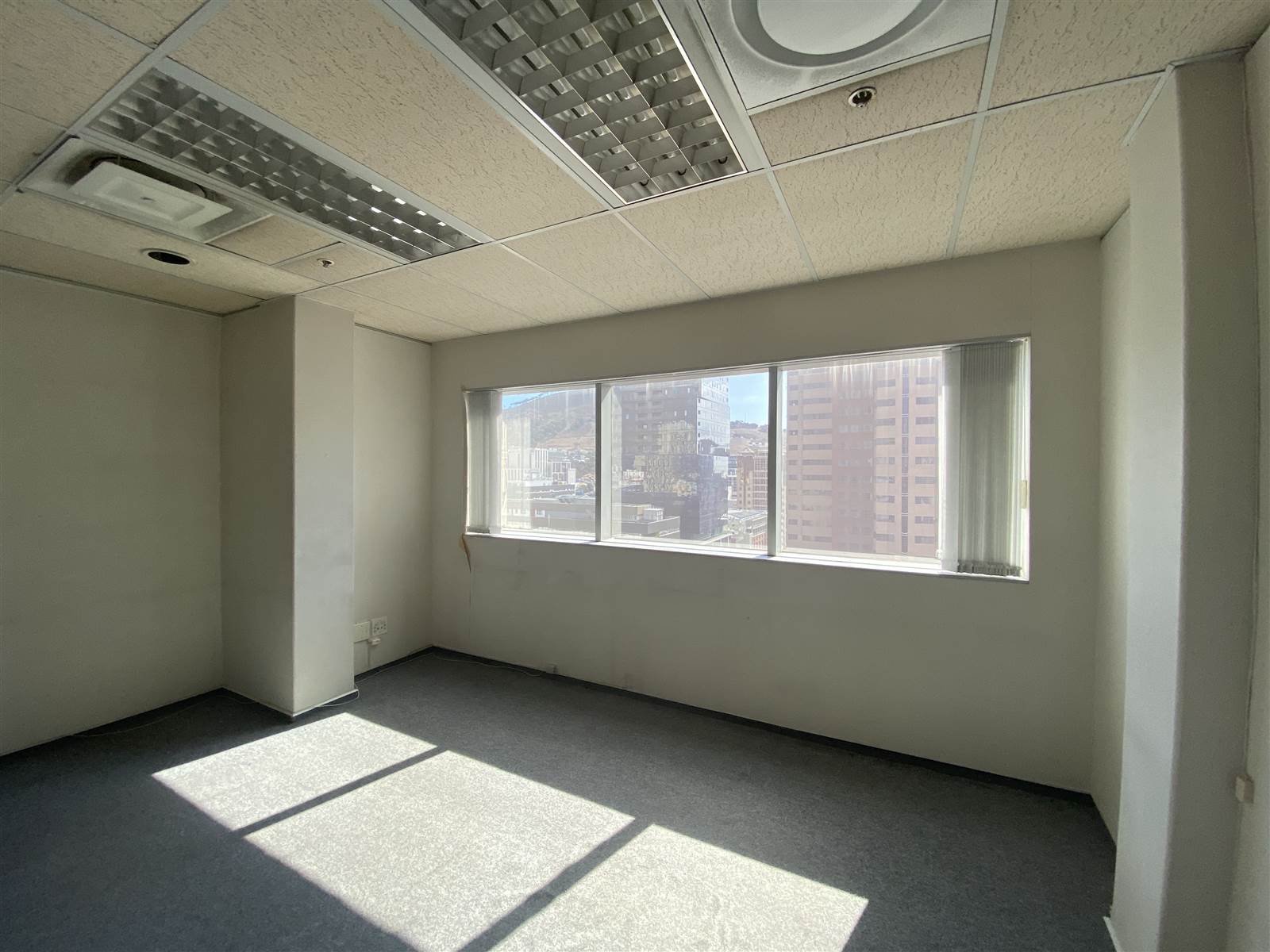 199  m² Commercial space in Cape Town City Centre photo number 14