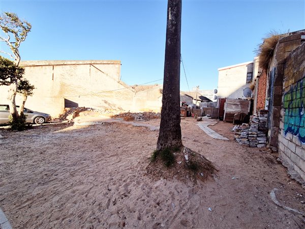 425 m² Land 425 m² Land