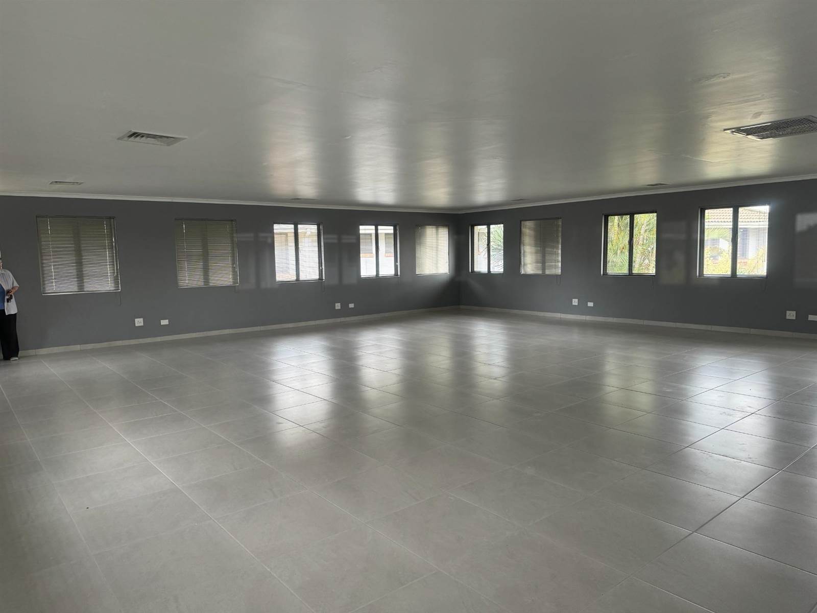 150  m² Commercial space in Hillcrest Central photo number 9