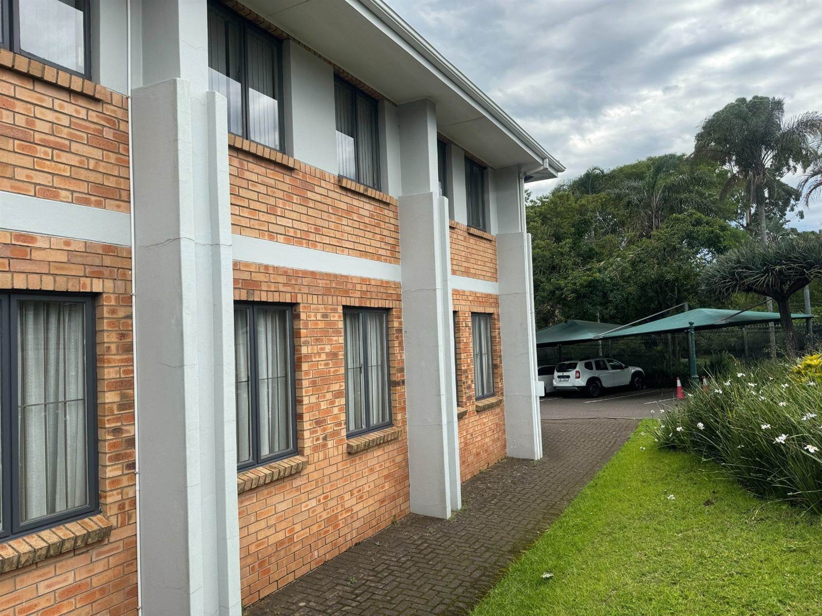 150  m² Commercial space in Hillcrest Central photo number 4