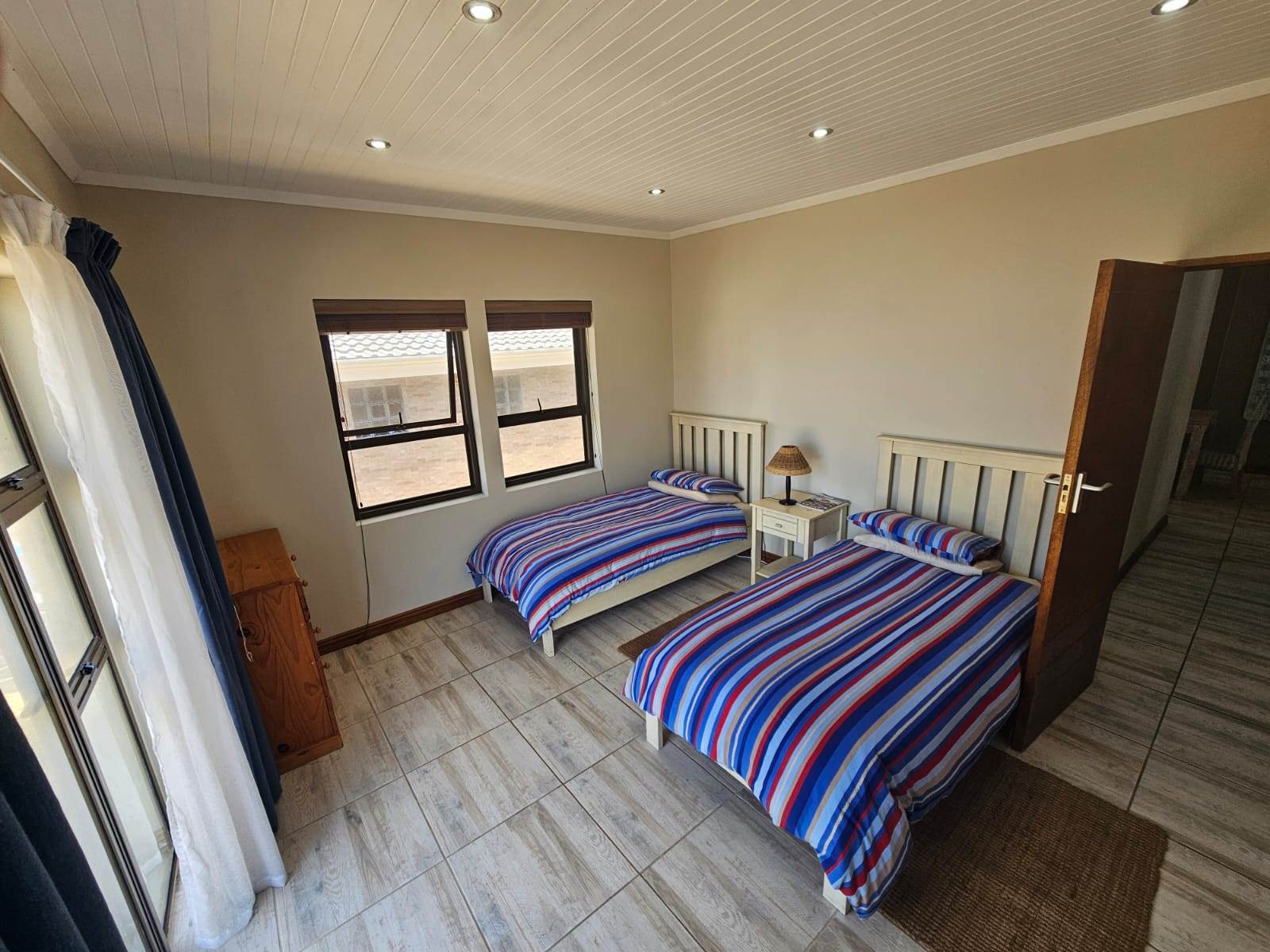 4 Bed House in Jongensfontein photo number 17