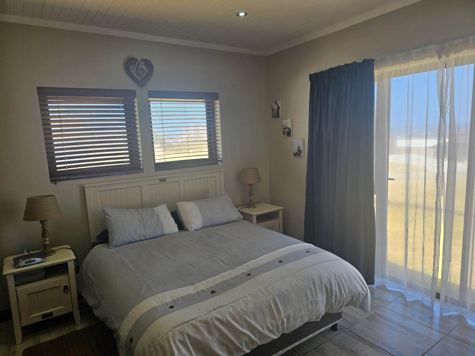 4 Bed House in Jongensfontein photo number 10