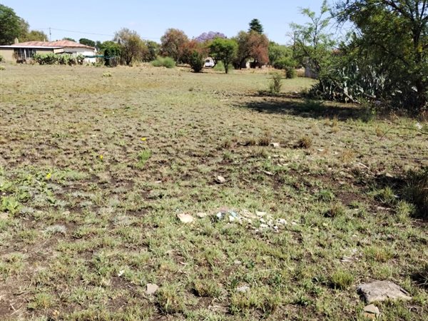 1102 m² Land available in Oranjeville