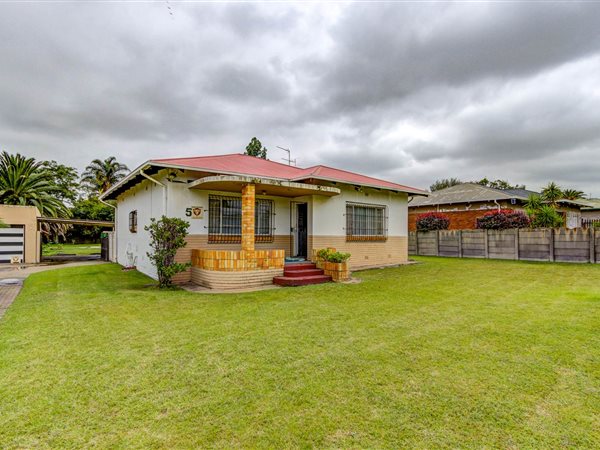 3 Bedroom House 3 Bedroom House